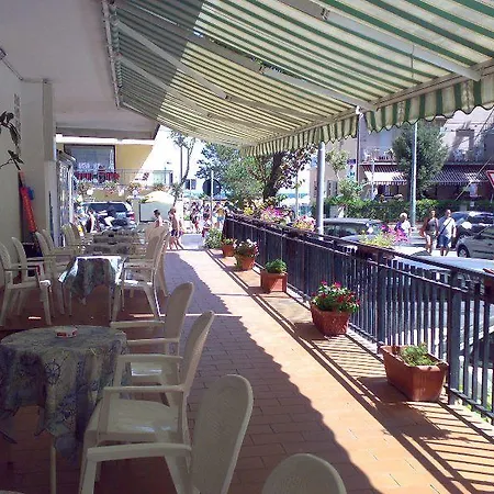 Piccari Nuova Gestione 3*