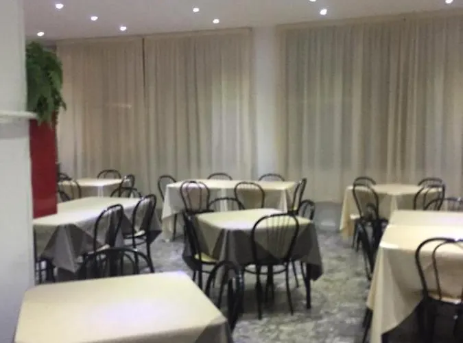 Piccari Nuova Gestione 3*